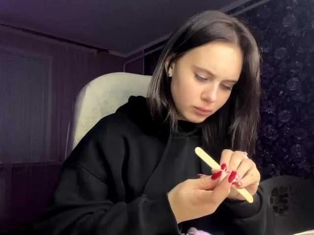CANDY-LIPS-GIRL from BongaCams is Freechat