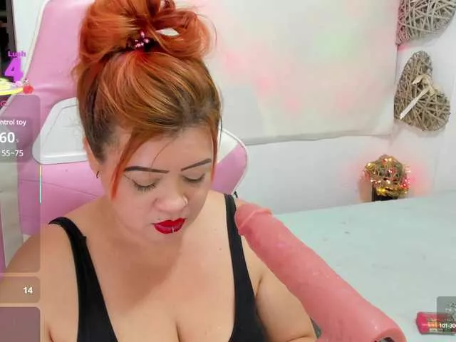 Candy1982 from BongaCams