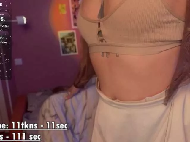 CarolineLovers from BongaCams