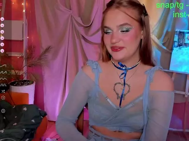 CarolineLovers from BongaCams