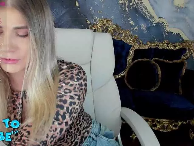 CassandraGood from BongaCams