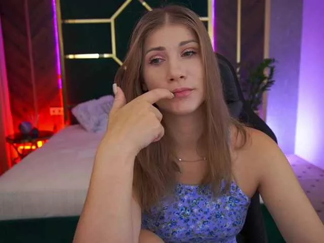 CassandraGood from BongaCams