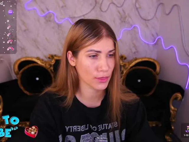 CassandraGood from BongaCams