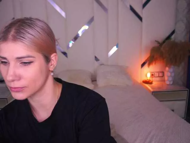 CassandraGood from BongaCams