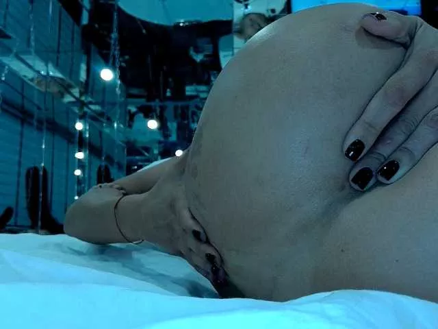 Catanadog from BongaCams