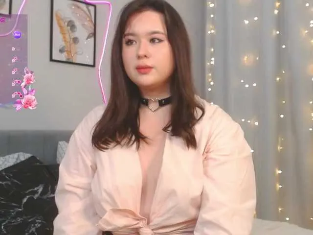 CateLong from BongaCams