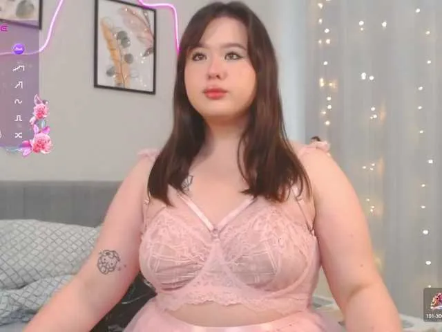 CateLong from BongaCams