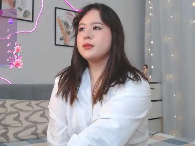 CateLong from BongaCams