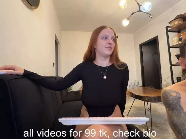 Chaptertoo from BongaCams