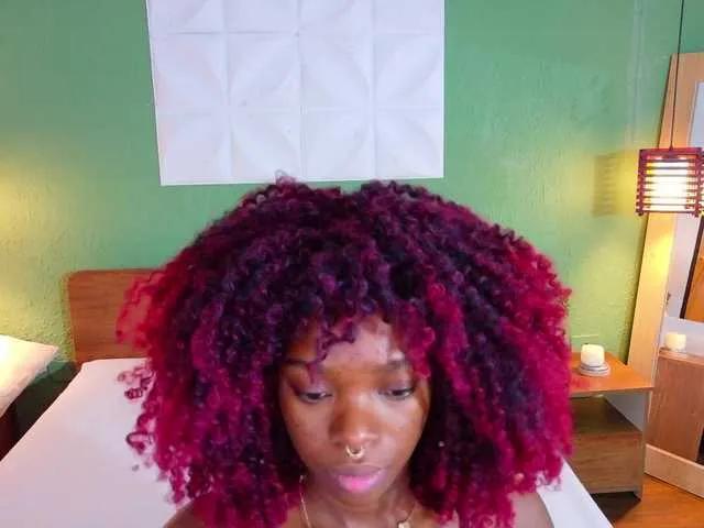 Chocolatte-dreams from BongaCams