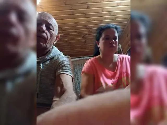 CindyXErics from BongaCams