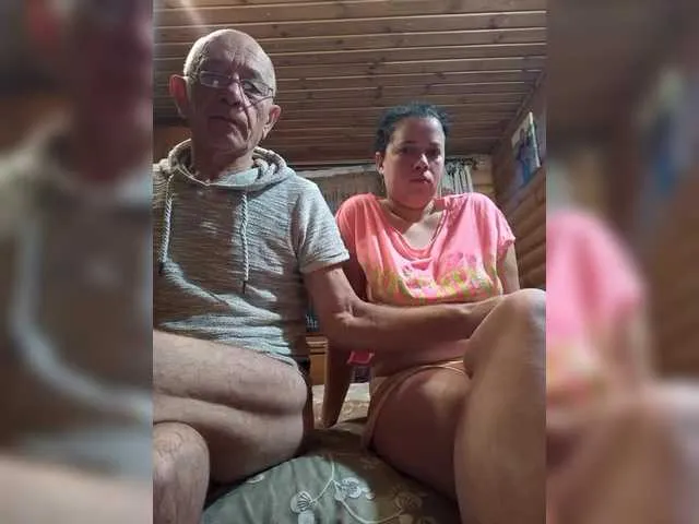 CindyXErics from BongaCams