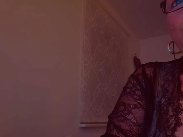 Connyat99 on BongaCams 