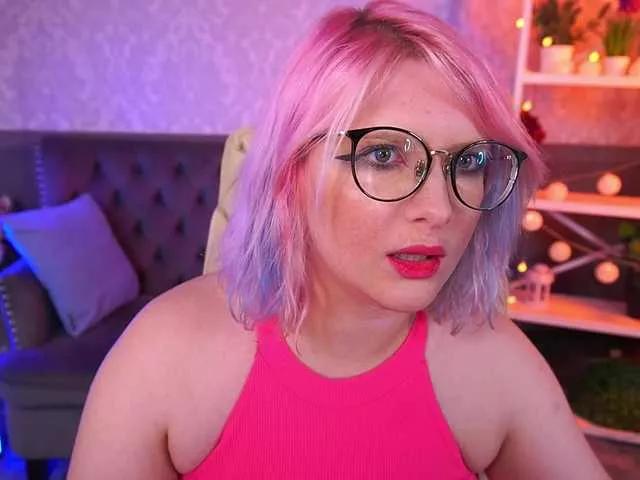 CoolTatis from BongaCams