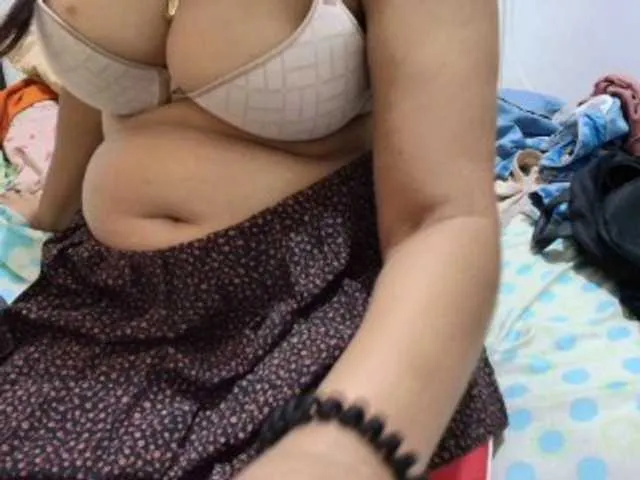 Cordelia from BongaCams