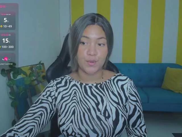 cristalwar from BongaCams is Freechat