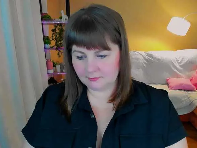 CrystaalStaar from BongaCams