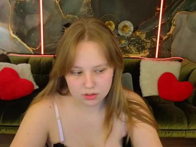 CrystallPaws from BongaCams is Freechat