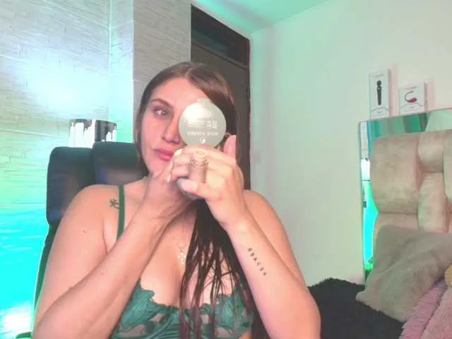 DakotaRobbins from BongaCams