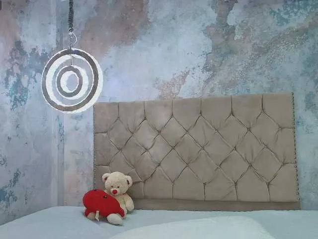 Deboraortiz from BongaCams