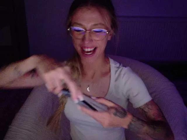 DiddySweet1 from BongaCams is Freechat