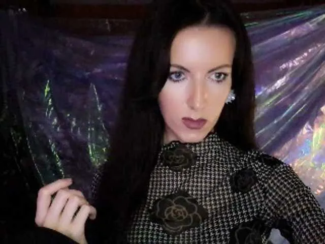 DizaKitty from BongaCams