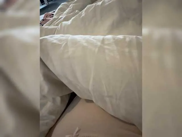 DouCouple from BongaCams is Freechat