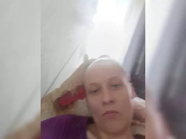 EileenKimberly from BongaCams