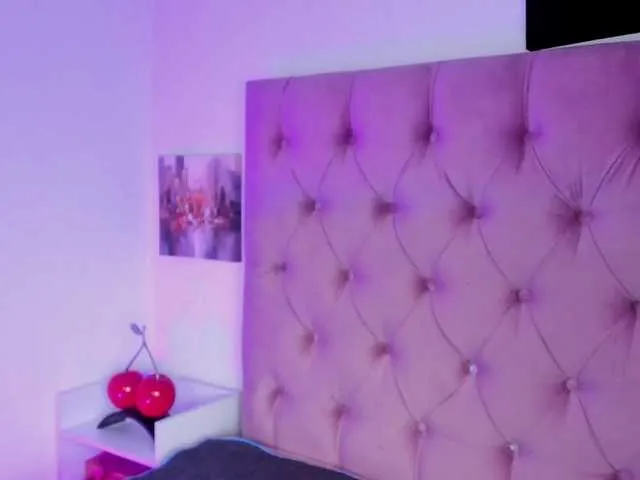  Eimy-saenzx chat room