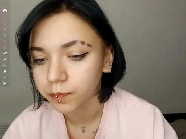 EleanorBaker from BongaCams