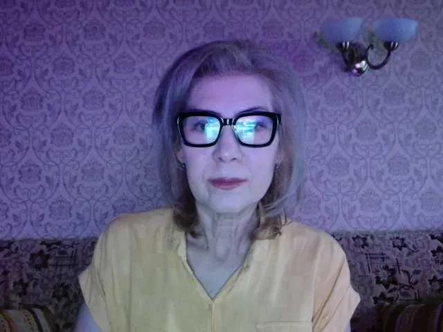 Elegant00Lady from BongaCams