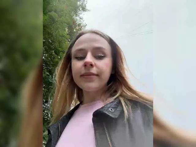 elegantbabe from BongaCams