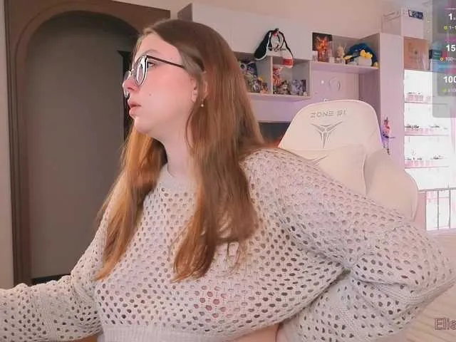 EliseJay from BongaCams