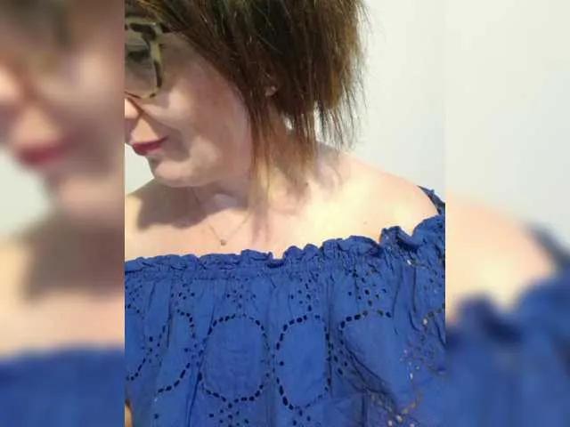 ElitalianMilf from BongaCams is Freechat