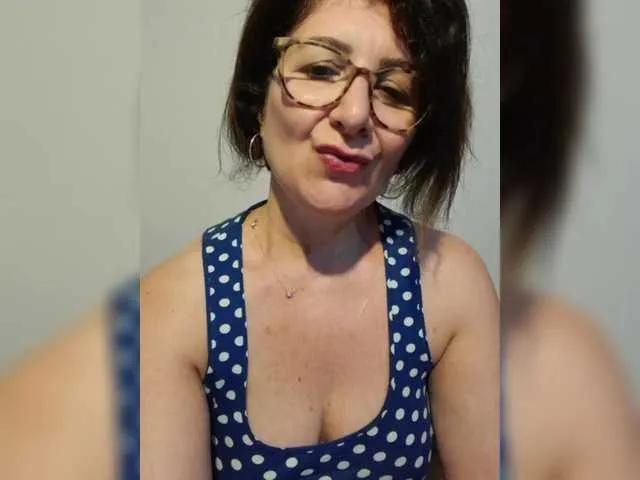 ElitalianMilf from BongaCams is Freechat