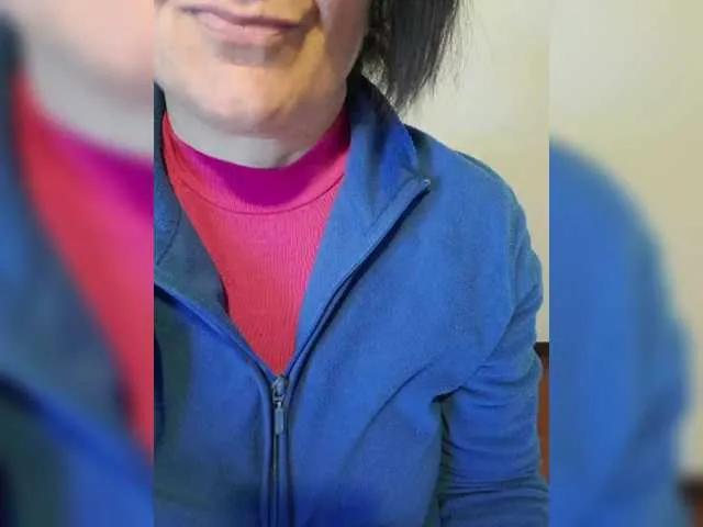 ElitalianMilf from BongaCams is Freechat