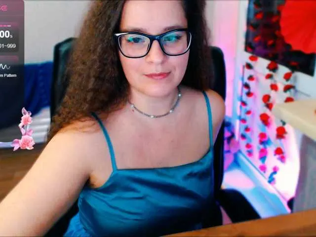 Elizabeth-3 from BongaCams