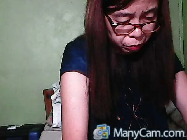 Ellie05 from BongaCams