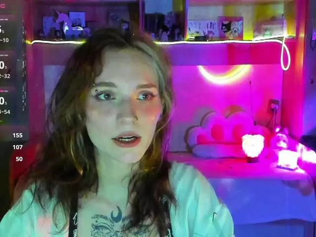 Elven1kiss from BongaCams