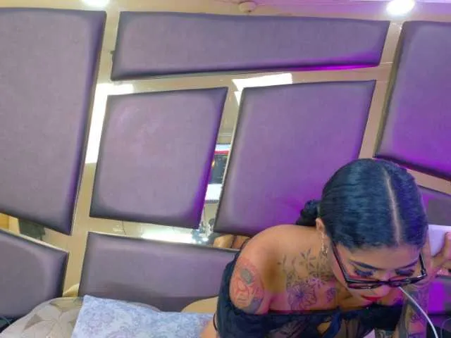 EmilieeLake from BongaCams is Freechat