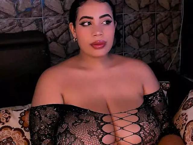 Emmacamille from BongaCams