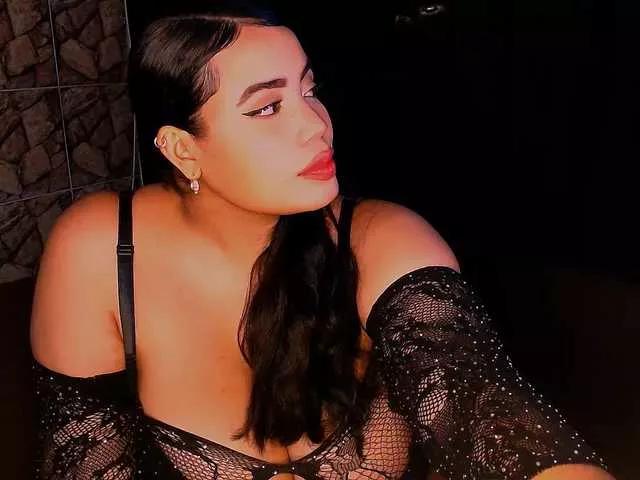 Emmacamille from BongaCams