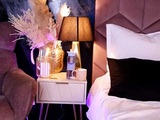 EvaRayne from BongaCams