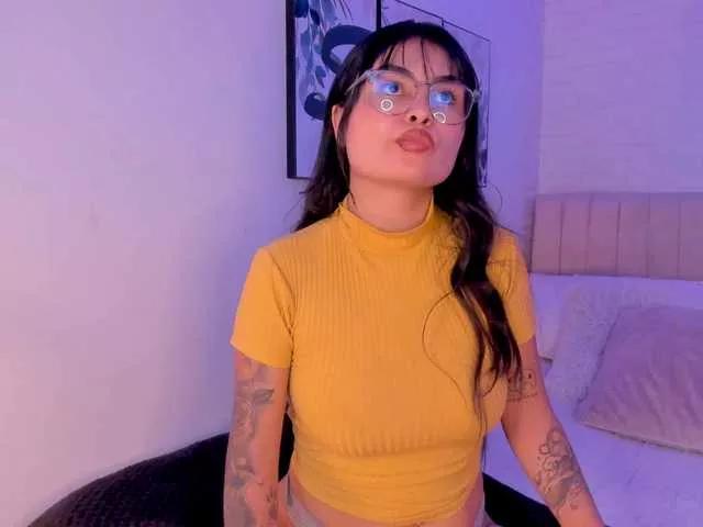 EVELYNCANDY from BongaCams