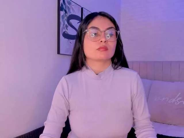 EVELYNCANDY from BongaCams
