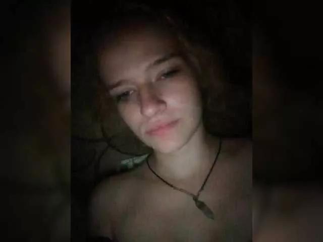 EvelynXKukla from BongaCams