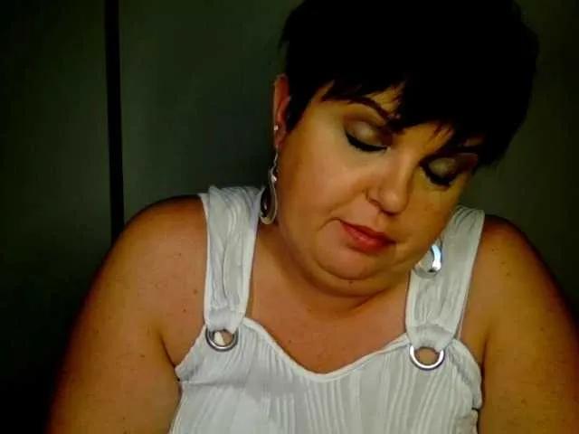 EveMature from BongaCams
