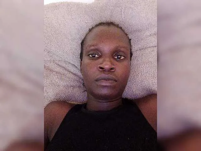 Fleena from BongaCams