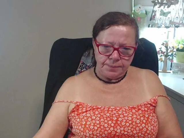 Flirty-adele from BongaCams