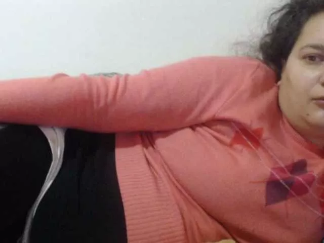 FlowerLauren from BongaCams